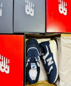 New Balance Sneakers​