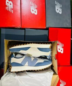 New Balance Sneakers​