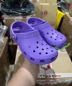 Crocs pallets