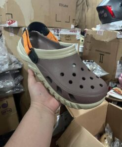 Crocs pallets