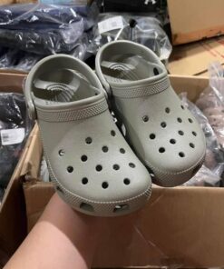 Crocs pallets