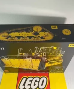 Lego Technic 42131 Cat D11 Bulldozer​